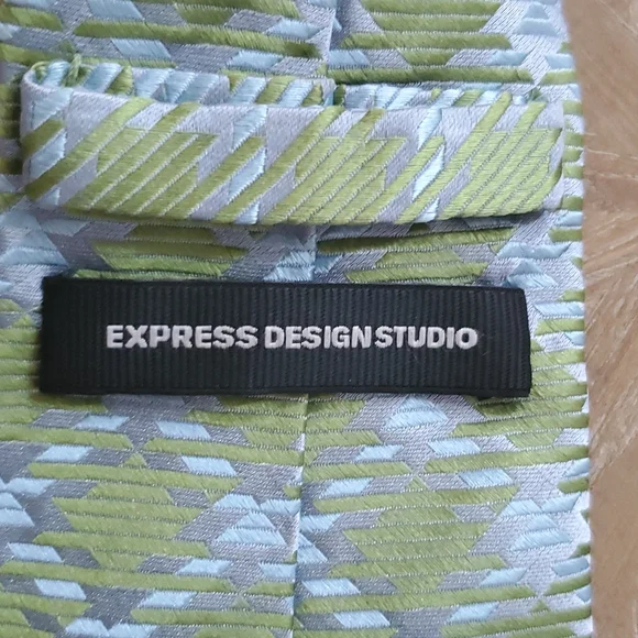 Express Design Studio necktie. - Picture 4 of 5